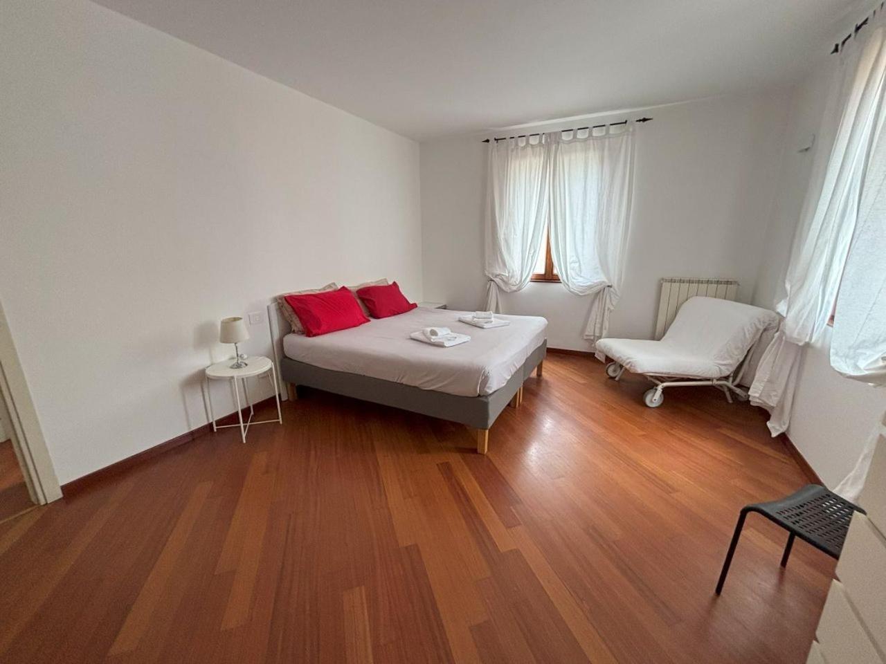 Casa Vacanze Magnolia Borgo Ticino Exterior photo