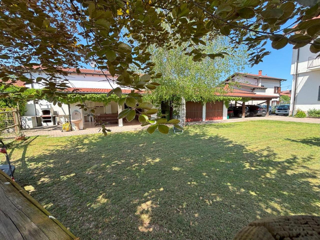 Casa Vacanze Magnolia Borgo Ticino Exterior photo